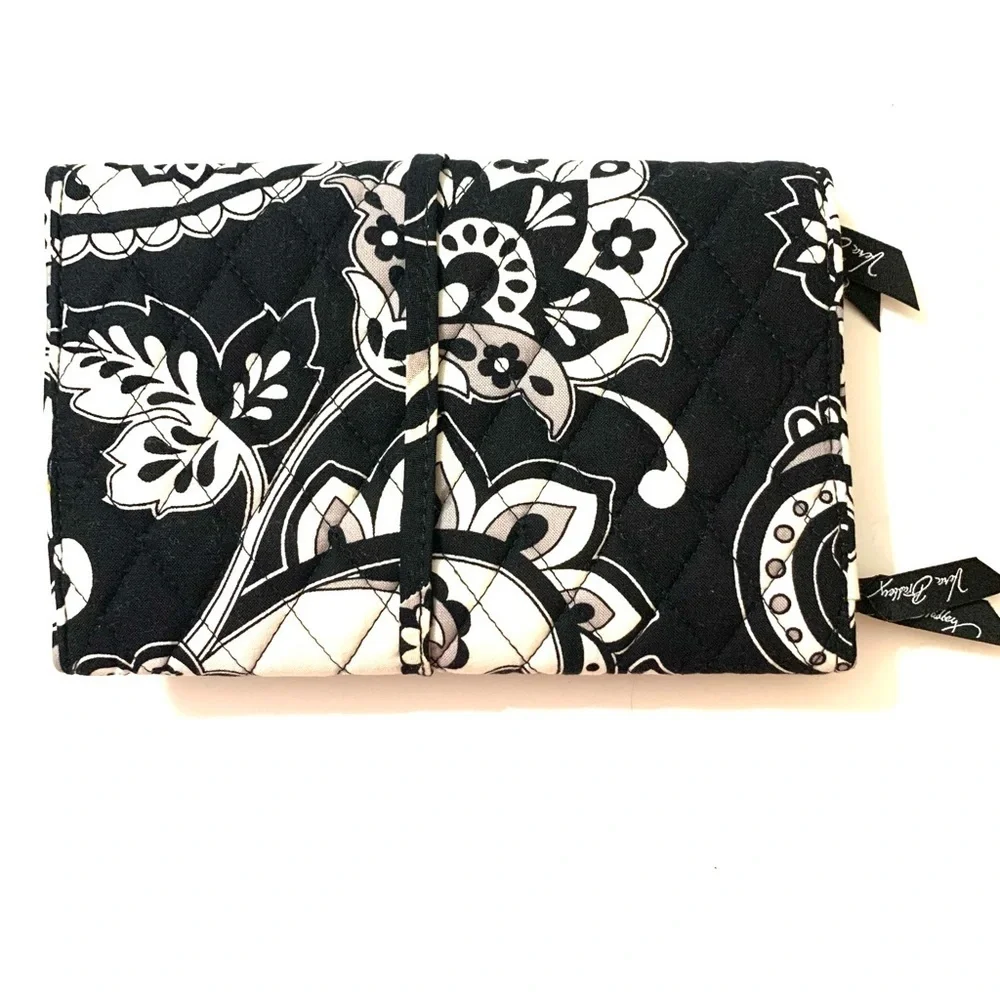 VERA BRADLEY Jewelry Case Folio in Recycled Cotton, black, white and gray